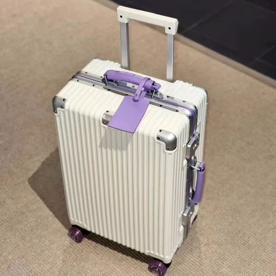 Renkli, Sessiz Dönen Tekerlekl - Aluminum Frame Carry On Luggage incelemesi ve fiyatı